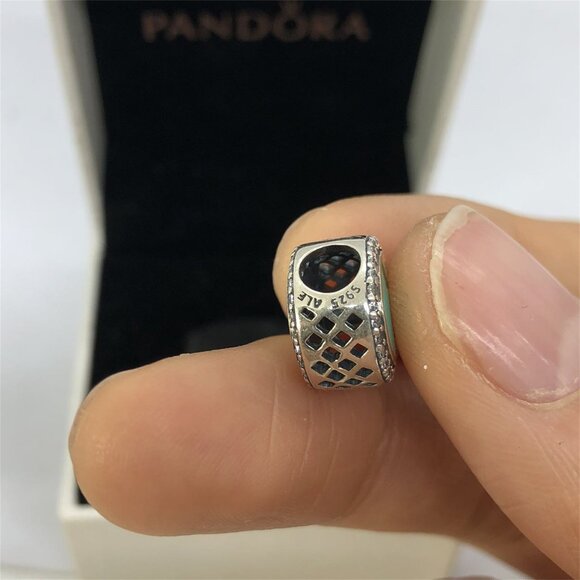 ✨🔥Pandora St. Maarten the Friendly Island Exclusive Charm - Picture 5 of 6